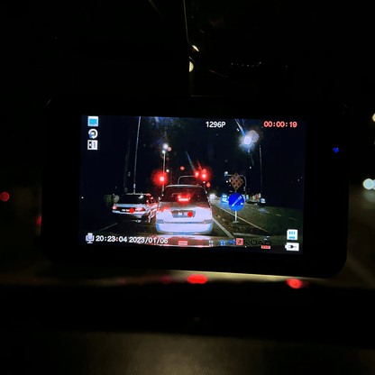 ROADCAM R2 Improve Driving Safety with High-Quality Dash Cams